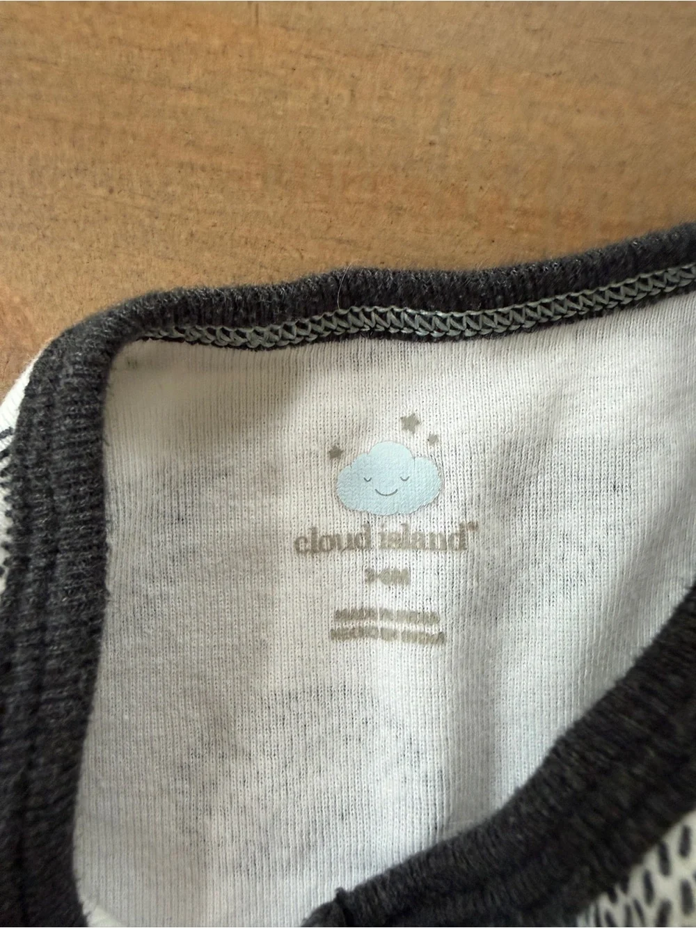 Burt’s Bees, Cloud Island Planet & Hedgehog Footed Baby Zip Pajamas 3-6 Months